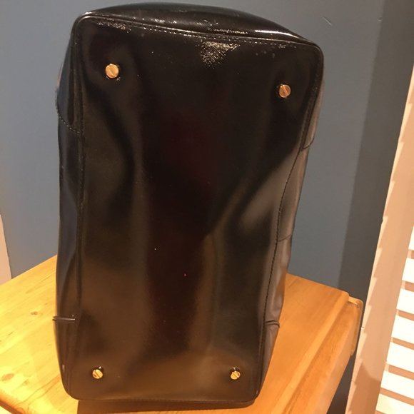 Tory Burch Doctor Bag - Picture 6 of 10